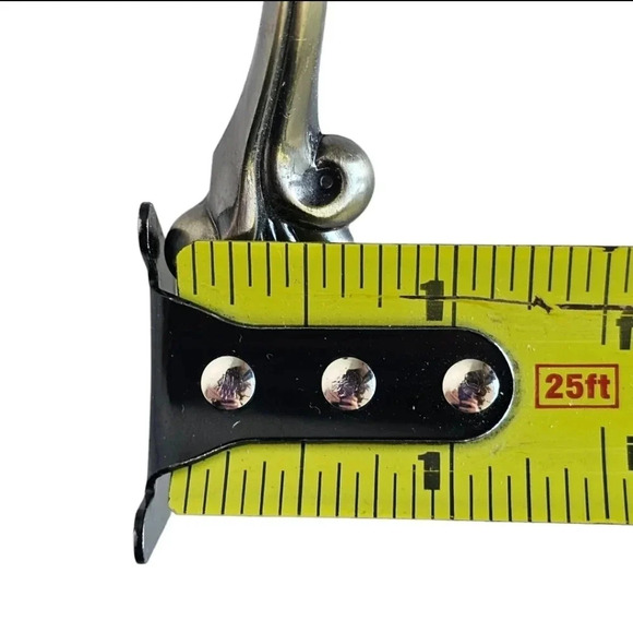 Liberty Hardware P73000H-AB-C Traditional Bow Cabinet Pull, Brass Set Of 12 - Picture 5 of 6